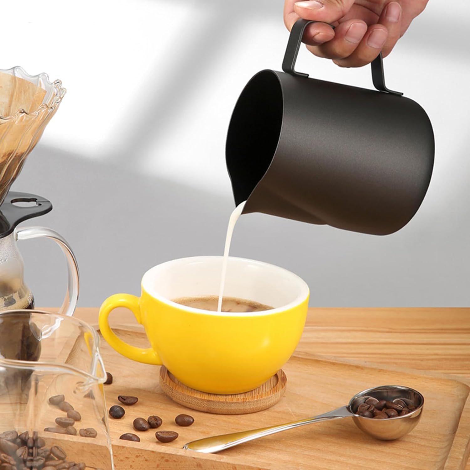 Milk Frother Pitcher 20 OZ, Espresso Milk Frothing Pitcher, Milk Steamer Cup Steaming Pitcher, Stainless Steel Coffee Froth Cup with Latte Art Pen for Coffee Cappuccino (Black)